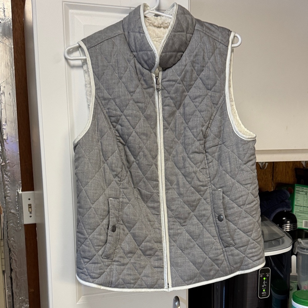 Croft & Barrow Gray Quilted Vest